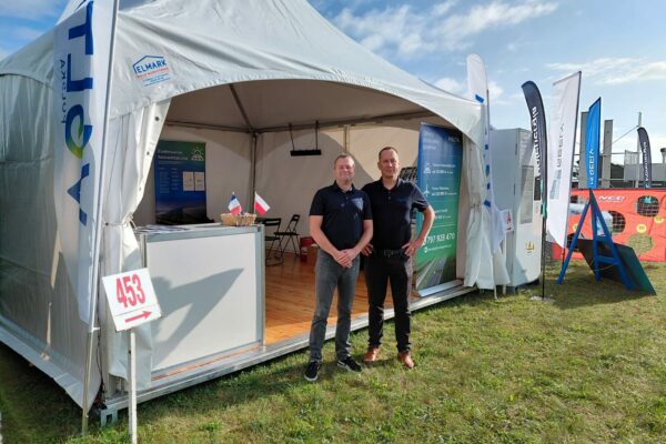 Ekspozycja Volta Polska na targach Agroshow 2025, namiot i bannery firmowe